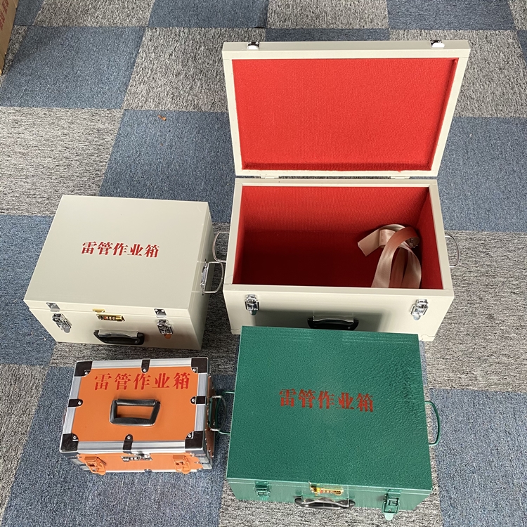 宁洱爆破工程作业箱如何选择？玻璃钢与传统材质的全面对比